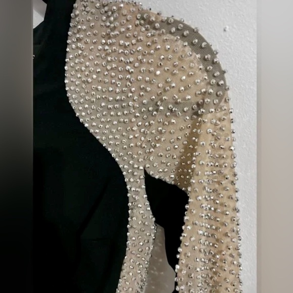 ESCAPE STUDDED EMBELLISHED KNEE LENGTH SHEATH DRESS IS LIKE NEW - Picture 7 of 7